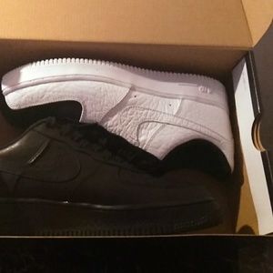 Men's size 8 air Force 1 07 premium